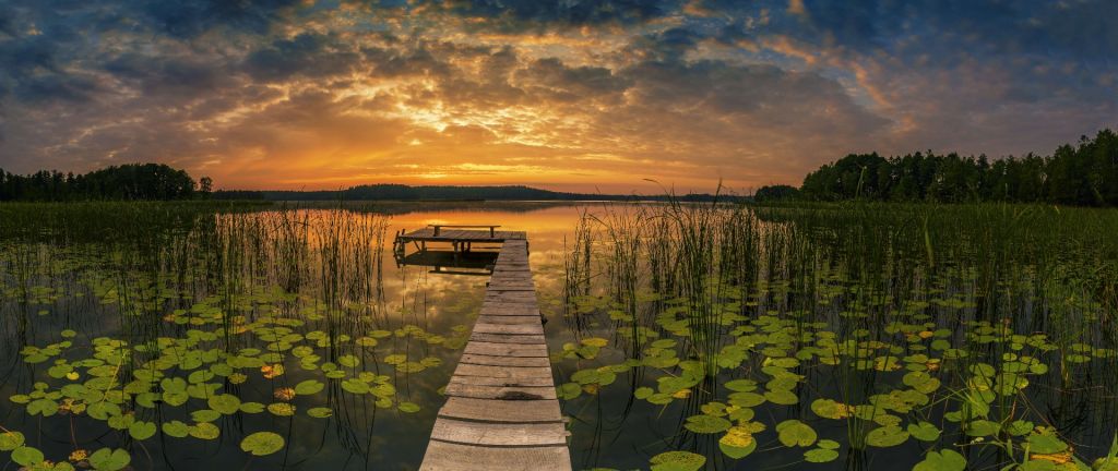 Sonnenaufgang am See