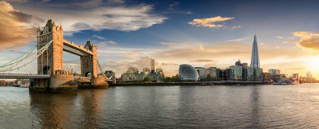 London Skyline mit Tower Bridge