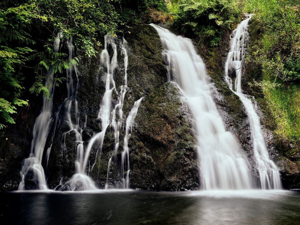 Wasserfall mit 4 Bächen 