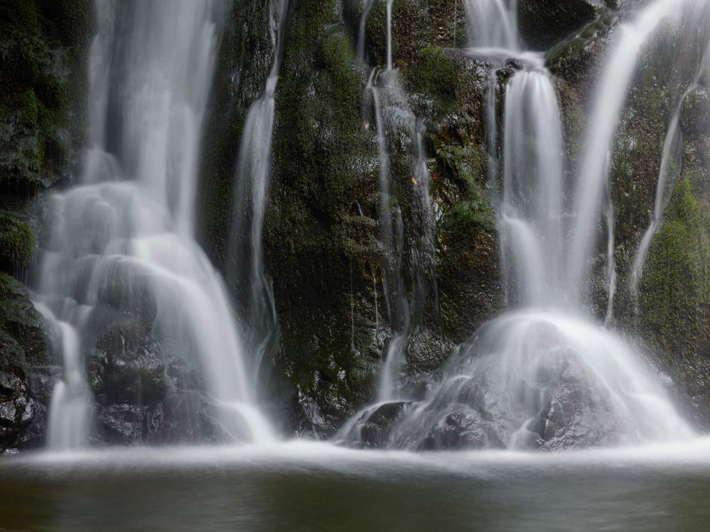 Doppelter Wasserfall