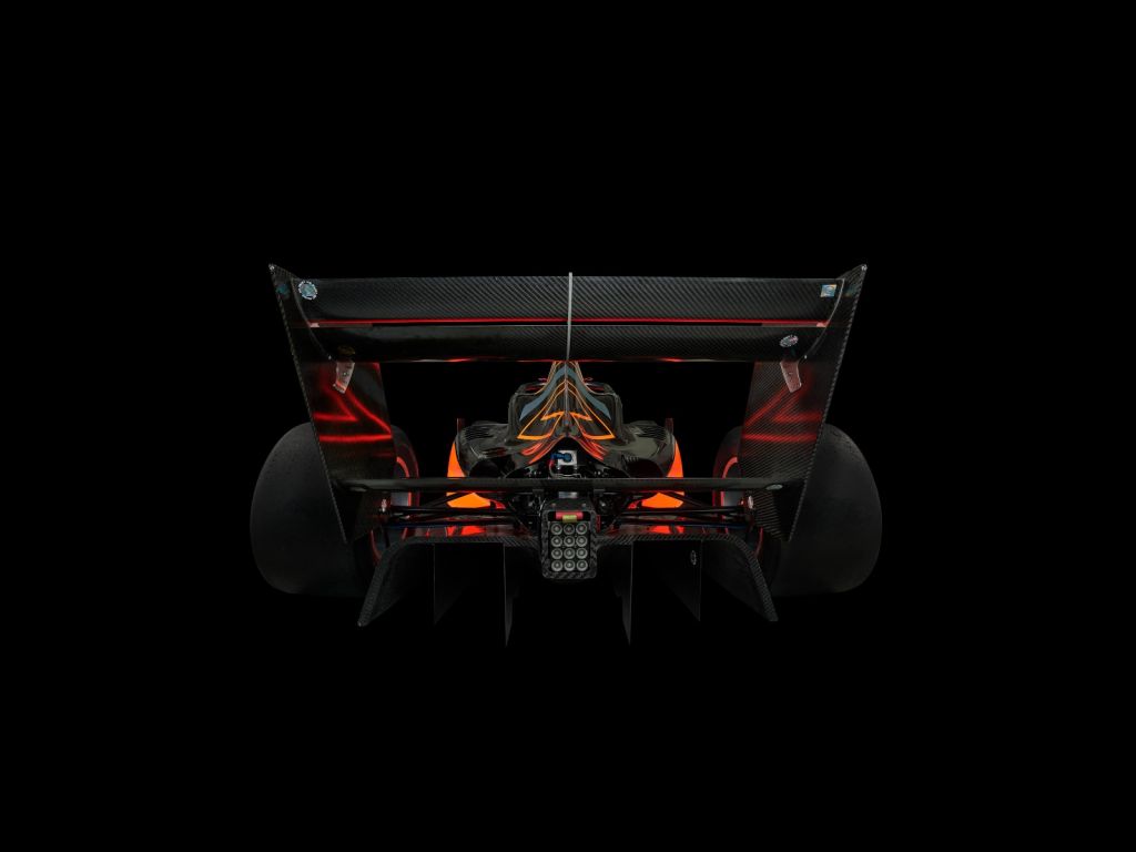 Formula 3 - Lower rear view - dark