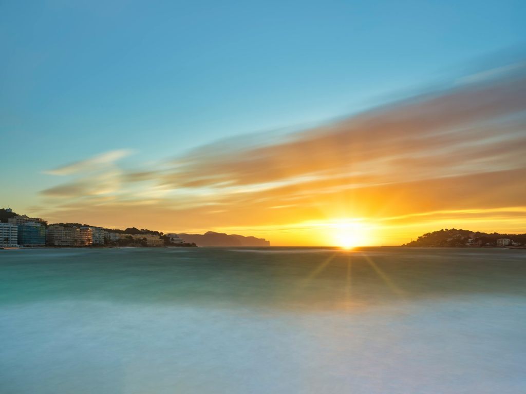 Wunderschöner Sonnenuntergang