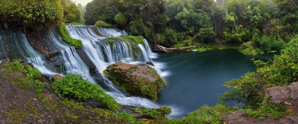 Versteckter Wasserfall