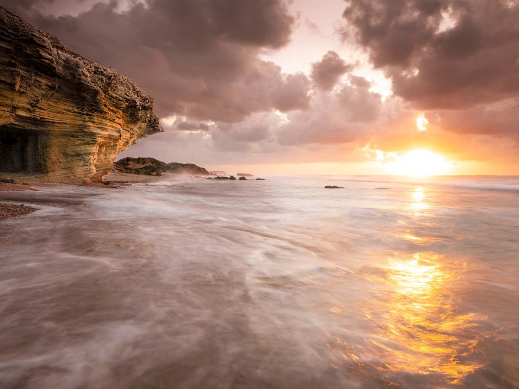 Sonnenuntergang an den Felsen