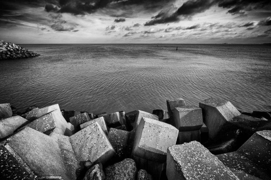 Betonsteine für den Hafen von Cadzand Bad 