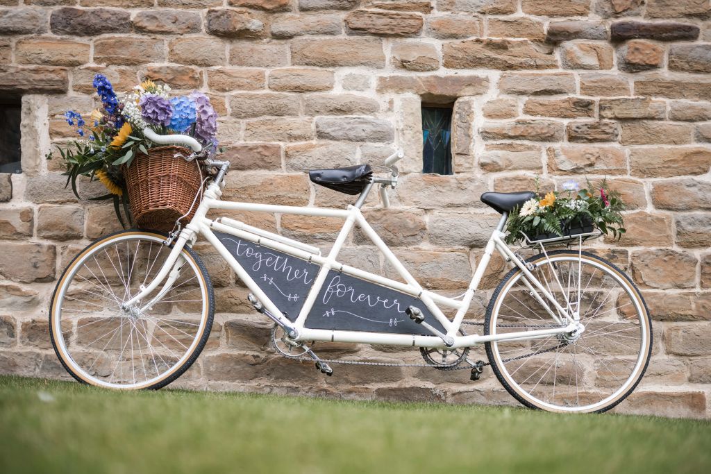 Oldtimer-Hochzeitsfahrrad